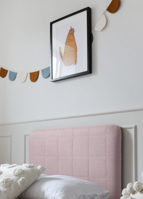 Łóżko NEEDLE LEGS TEXTI