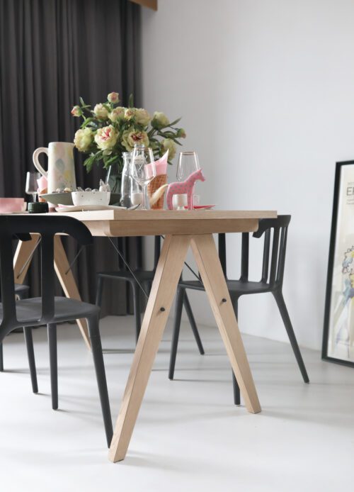 Owalny stół RUNDA OVAL