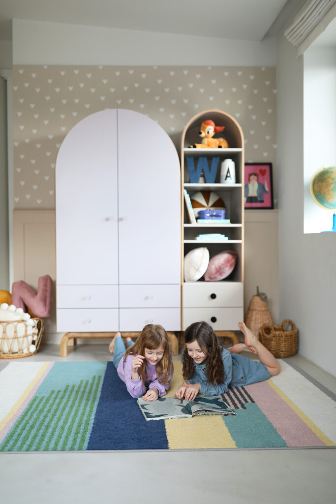 Półokrągła szafa FLOW