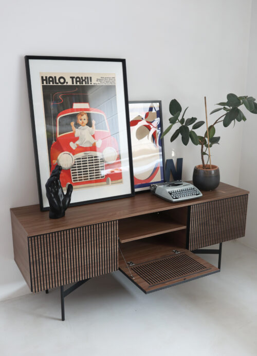 Okazja! Orzechowa podwieszana szafka RTV LINE OD RĘKI