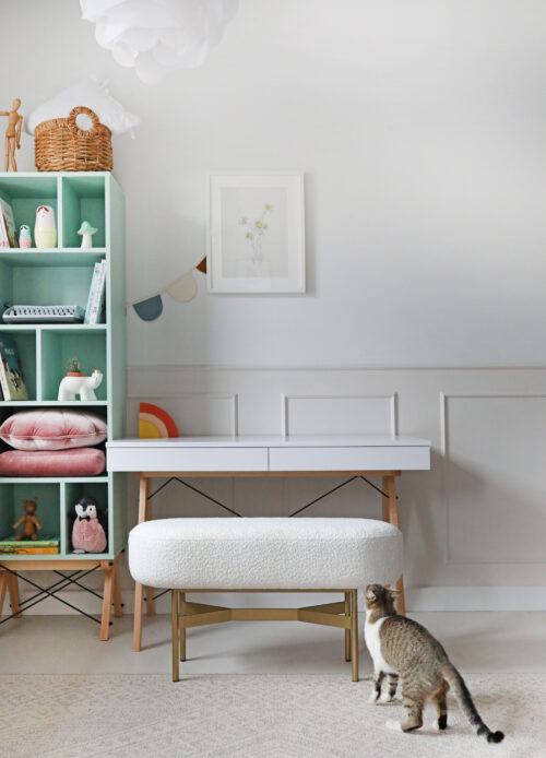 Okazja! Śmietankowa ławka LINE bukle dostępna OD RĘKI!