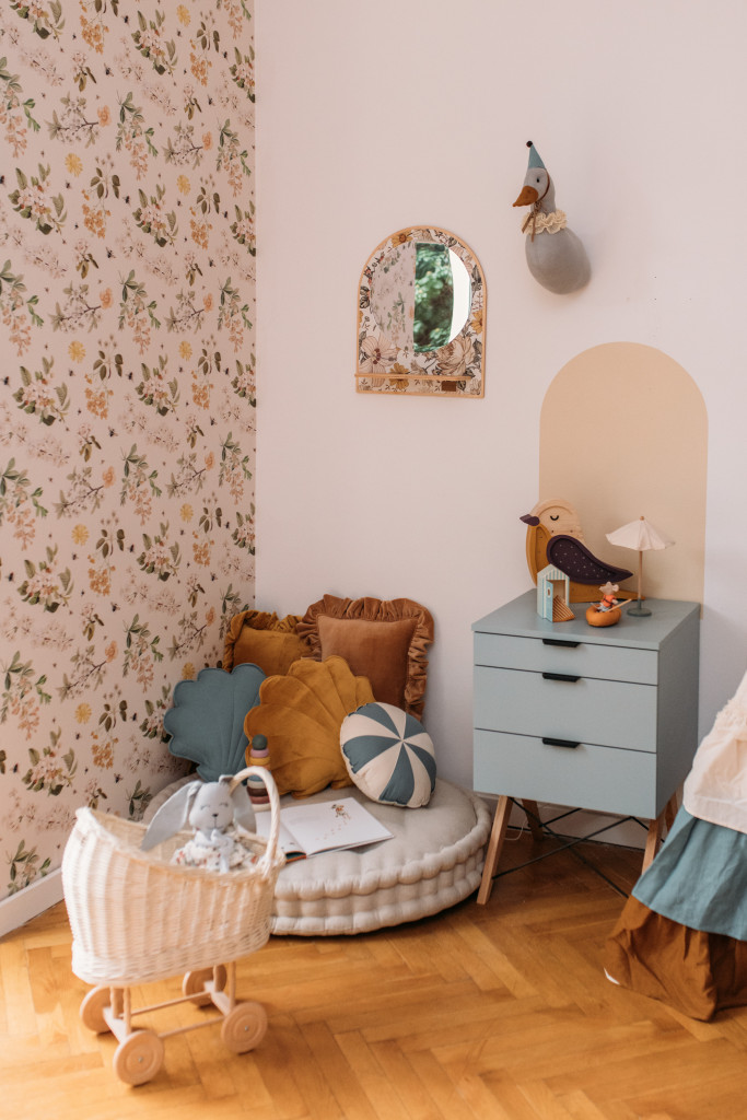 Okazja! Kontener szary w NIESTANDARDOWYM kolorze na dębowym stelażu dostępny OD RĘKI!