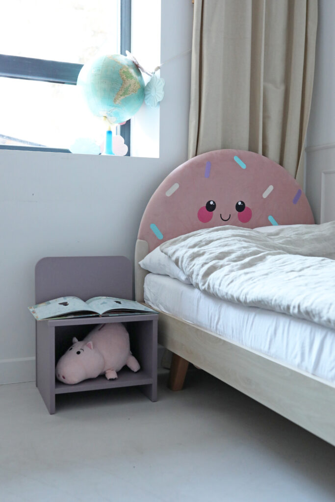 Okazja! Fioletowa szafeczka nocna REDU OD RĘKI!