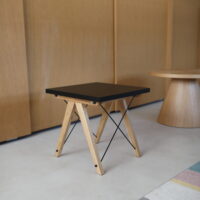 Okazja! Malutki czarny stolik kawowy OD RĘKI