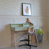 Okazja! Pistacjowe biurko z poziomą nadstawką dostępne OD RĘKI!