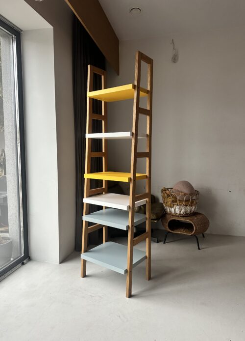 Okazja! Wysoki kolorowy regał drabinkowy RUBBER OD RĘKI