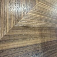 Okazja powystawowa! Orzechowy okrągły stół RUNDA 140cm dostępny OD RĘKI