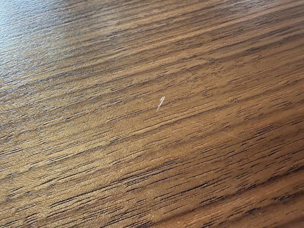 Okazja powystawowa! Orzechowy okrągły stół RUNDA 140cm dostępny OD RĘKI