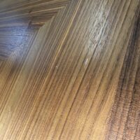 Okazja powystawowa! Orzechowy okrągły stół RUNDA 140cm dostępny OD RĘKI