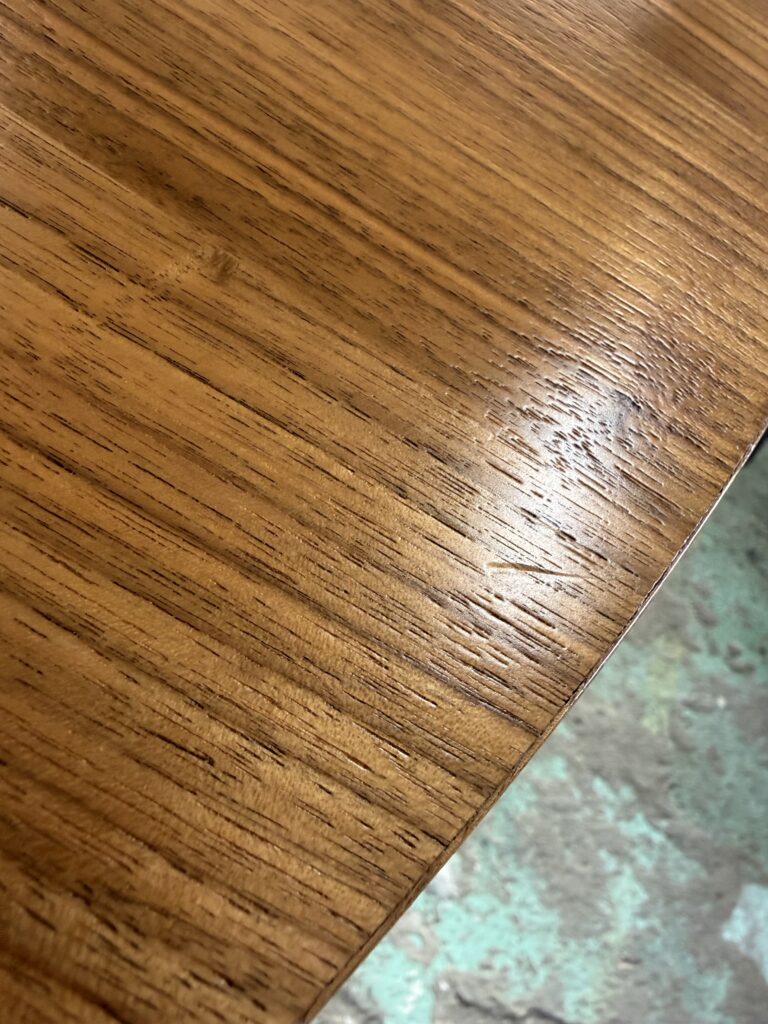 Okazja powystawowa! Orzechowy okrągły stół RUNDA 140cm dostępny OD RĘKI