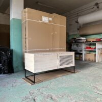 Okazja! Zgrabna szafka telewizyjna LOFTA w kolorze bukowym OD RĘKI