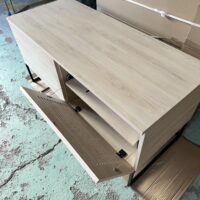 Okazja! Zgrabna szafka telewizyjna LOFTA w kolorze bukowym OD RĘKI