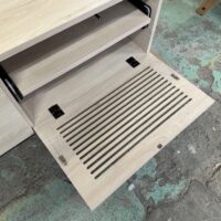 Okazja! Zgrabna szafka telewizyjna LOFTA w kolorze bukowym OD RĘKI