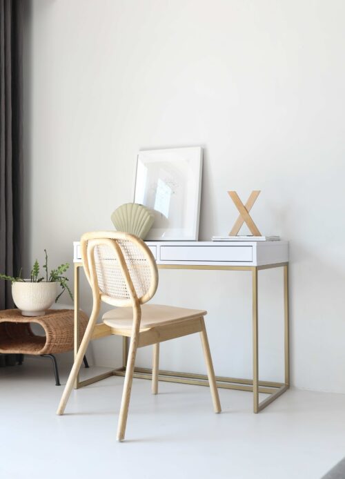 Białe biurko industrialne LOFTA_Minko1