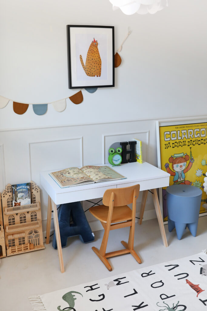 Białe biurko małe KIDS BASIC