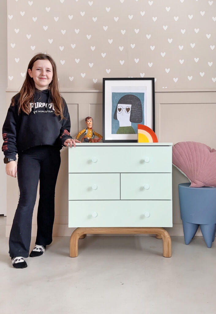 Mała komoda dla dzieci FLOW